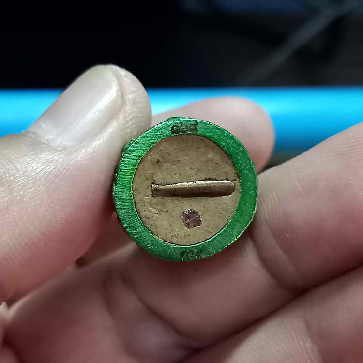 รูปหล่อฐานปูปลา รุ่นบารมี 88 หลวงพ่อรวย วัดมาบตาพุด จ.ระยอง องค์พาติน่าเขียว รก.7#169 กล่องเดิม