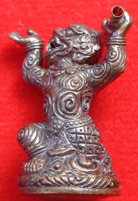 หนุมานมหาเดช ๓๐ ทัศ หลวงพ่อรักษ์ วัดสุทธาวาส จ.อยุธยา ปี ๒๕๖๐ เนื้อทองแดงผิวรุ้ง ตะกรุดทองเหลือง