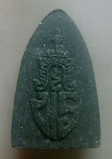 **เบาๆ**หลวงปู่ทวด วัดช้างให้ เนื้อว่าน รุ่นเจ้าฟ้าเพชรรัตน์ ปี ๒๕๓๗**อาจารย์นอง ปลุกเสก สวยๆ