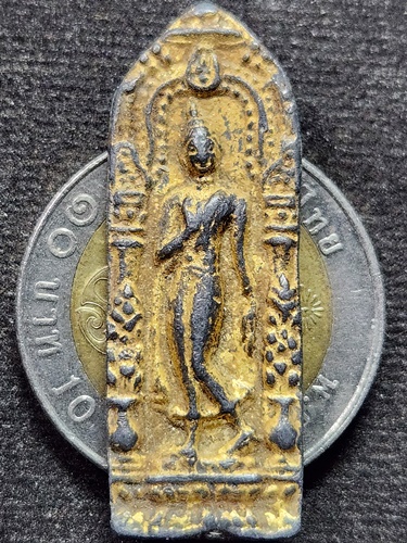  วัดไผ่โรงวัว (วัดโพธาราม) จ.สุพรรณบุรี พระลีลากำแพงนิ้ว พิมพ์ 2 หน้า หลวงพ่อขอม ปี 2505