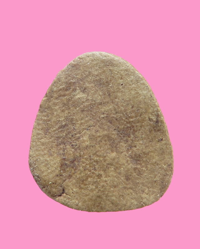 พระปิดตาจิ๋ว สูงประมาณ 1.2 ซม.