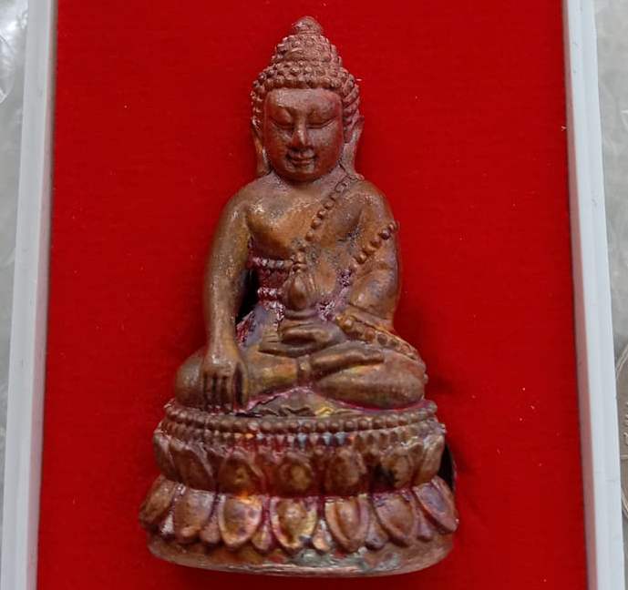 พระกริ่งมงคล มหาเศรษฐี หลวงพ่อทอง วัดบ้านไร่ จ นครราชสีมา เนื้อทองแดงเถื่อน เลข645+กล่อง