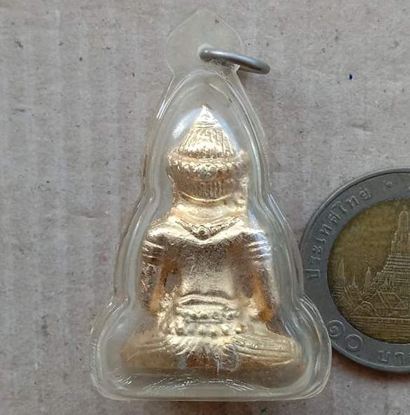 พระยอดขุนพล หลวงปู่วรพรตวิธาน วัดจุมพล จ.ขอนแก่น กะไหล่ทอง