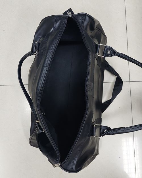 (ปิด99-)กระเป๋าหนังสะพาย2หูหิ้ว ใบใหญ่สีดำ กว้าง10xยาว17x11นิ้ว จากธนาคารกรุงศรีฯ (สภาพไม่ได้ใช้)