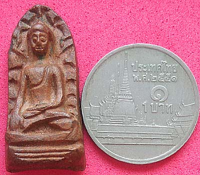 *พระรอด วัดมหาวัน จ.ลำพูน ปลุกเสกที่อินเดีย ปี๒๕๑๘ พิมพ์ใหญ่(2)*