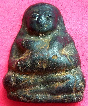 *พระสังกัจจายน์ครึ่งซีก เนื้อดินเผา หลวงพ่อกวย วัดโฆสิตาราม ชัยนาท*