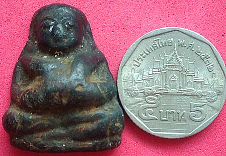 *พระสังกัจจายน์ครึ่งซีก เนื้อดินเผา หลวงพ่อกวย วัดโฆสิตาราม ชัยนาท*