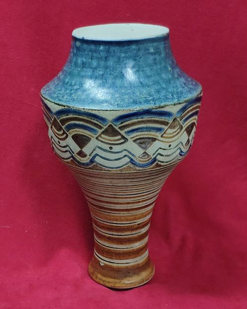 (ปิด89-) แจกันเซรามิก (กว้าง11.5x สูง20.5ซ.ม.)