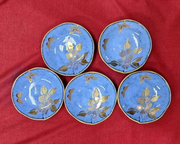 (ปิด189-) ชุดถ้วยน้ำจิ้มเซรามิก+กล่องไม้เดิม จากญี่ปุ่น5ใบ (สภาพไม่ได้ใช้)