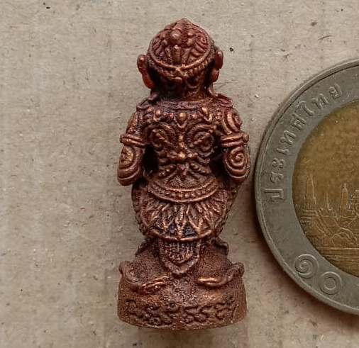 หนุมาน ชนะมาร เนื้อทองแดง อุดผงพรายกุมาร มวลสารเกจิภาคตะวันออก วัดอีแงว จันทบุรี ปี2557เลข8636+กล่อ