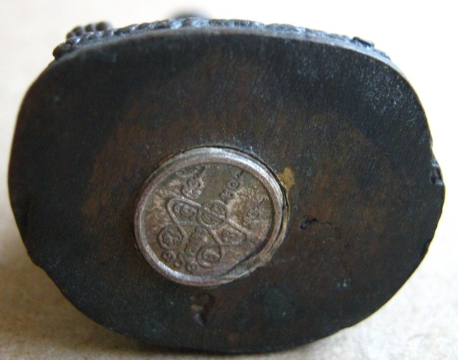 รูปเหมือนหลวงปู่บุดดา วัดกลางชูศรีเจริญ จ.สิงห์บุรี ก้นเงิน กริ่งดัง