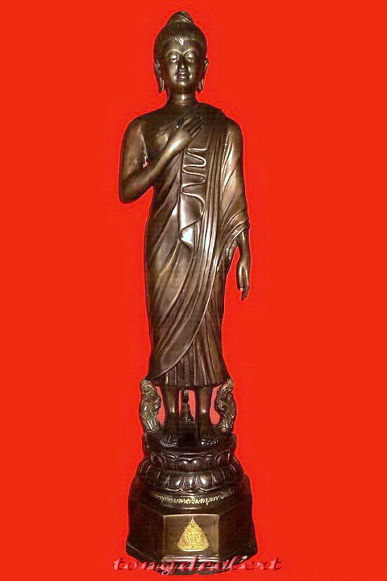 พระพุทธมงคลวิมลบูรพาโสภิต พระพุทธรูปคู่เมือง จ.สระแก้ว ฉลองพุทธชยันตี 2,600 ปี ขนาดใหญ่ สวยมากค่ะ