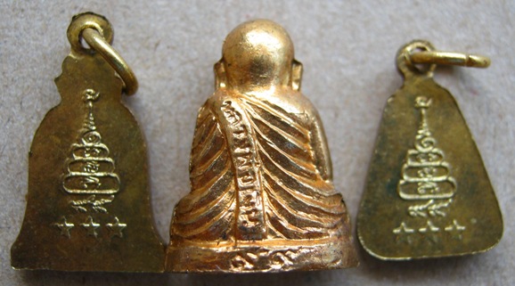 3องค์ หลวงพ่อเงิน วัดท้ายน้ำ จ พิจิตร ปี2529 รุ่น"๙๙ ดาวตรีคูณ"พระดี พิธีใหญ่ พร้อมกล่องเดิม