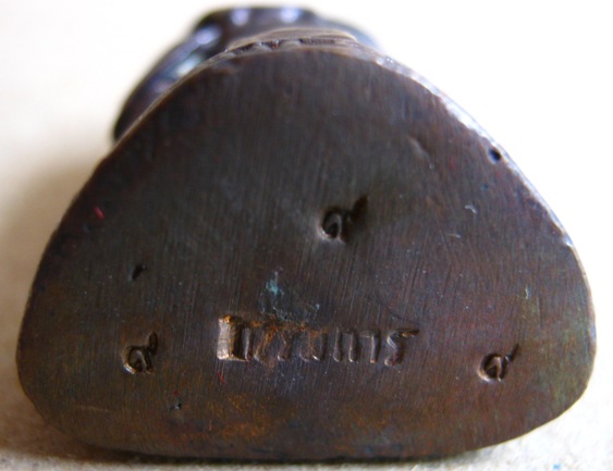 รูปหล่อหลวงพ่อคูณ วัดหนองโจด จ.นครราชสีมา ปี2542เนื้อนวะ โค้ด"กรรมการ๙๙๙"สร้าง2000องค์ พร้อมกล่องเดิ