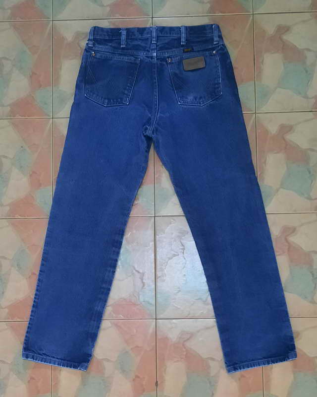 กางเกงยีนส์ชาย Wrangler เอว 32 ยาว 38 Made in Mexico of US Fabric