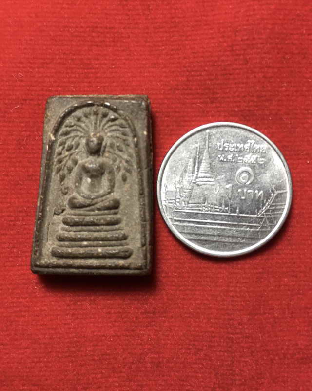 พระสมเด็จวัดระฆัง หลวงปู่นาค วัดระฆังโฆสิตาราม ปี 2495 พิมพ์ปรกโพธิ์ ฐานแซม พิมพ์คะแนน เนื้อผงใบลาน