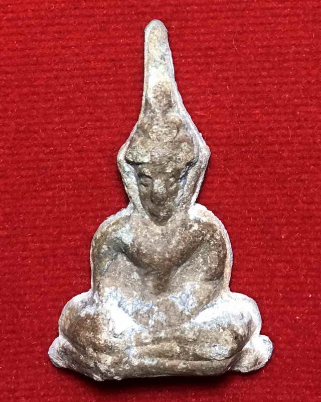 พระท่ากระดานหลวงพ่อนารถพิมพ์เล็ก ปี 2520 พร้อมกล่องเดิมๆ