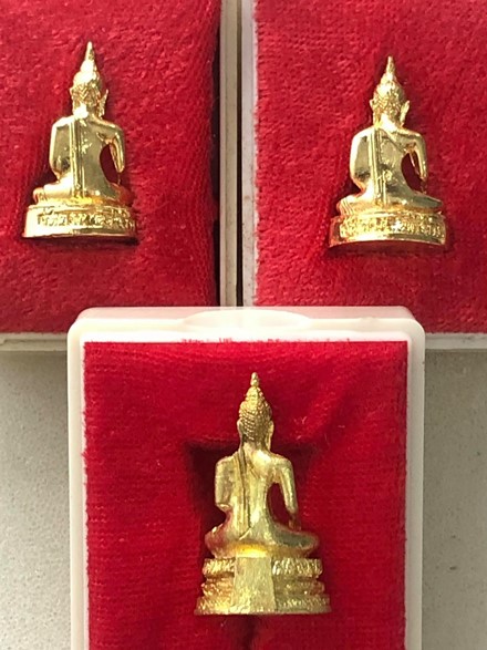 รูปหล่อพรพุทธะ 5 กล่อง สวยเดิม กล่องวัด