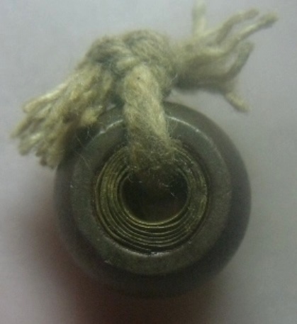 **เบา​ๆ​**ลูกสะกดเนื้อโลหะผสมออกสำริด ไส้ตะกรุดทองแดง มีจารเก่า ไม่ทราบที่**สวยๆ เชิญชมครับ 