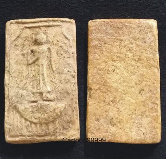 พระผงปางห้ามญาติ พระประจำวันจันทร์ เเห้งๆ เก่าๆ ครับผม