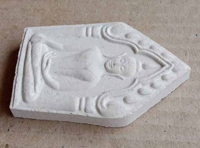 พระผงขุนแผน "รุ่น ขุมทรัพย์" หลวงพ่อพุธ ฐานิโย วัดป่าสาลวัน จ.นครราชสีมา ปี2539