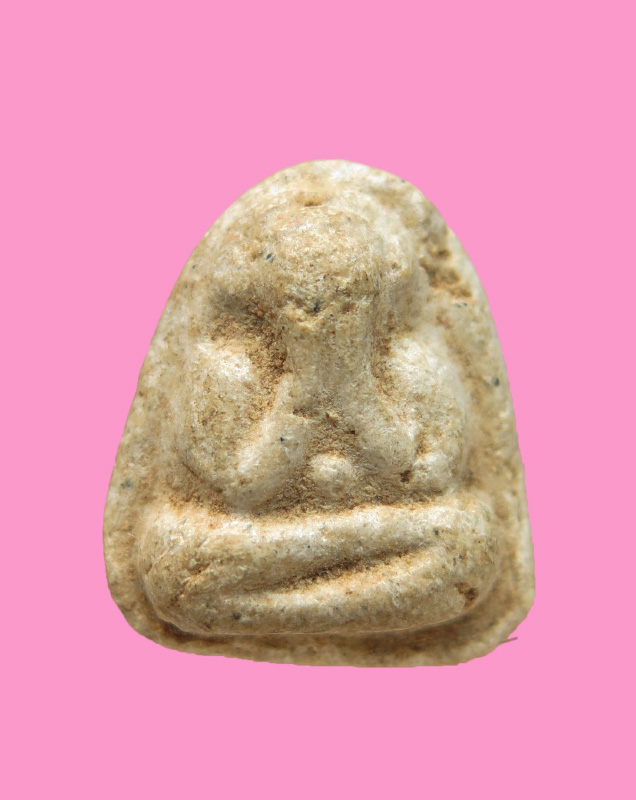 พระปิดตา วัดป่า ชลบุรี (มีเกสาด้านหลัง)