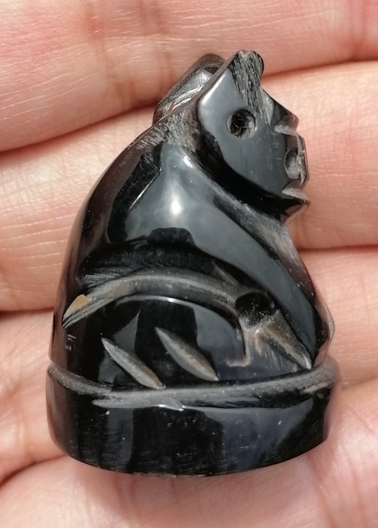 เสือหลวงพ่อเปิ่น รุ่นไตรมาส 44 เนื้อเขาควายแกะ อุดกริ่ง วัดบางพระ จ.นครปฐม ปี 2544 เคาะเดียว