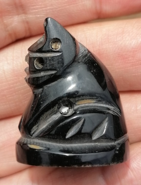 เสือหลวงพ่อเปิ่น รุ่นไตรมาส 44 เนื้อเขาควายแกะ อุดกริ่ง วัดบางพระ จ.นครปฐม ปี 2544 เคาะเดียว