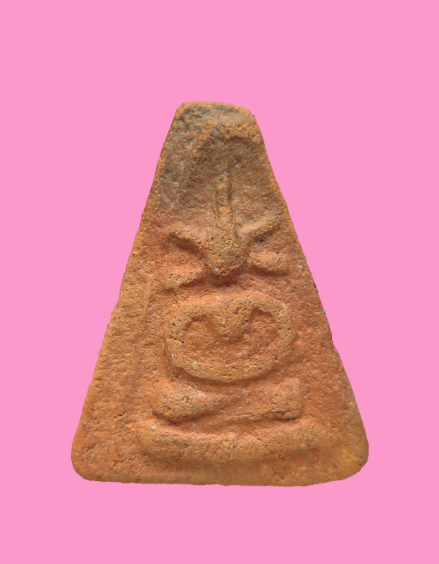 พระเนื้อดิน เก่า พิมพ์หูบายศรี