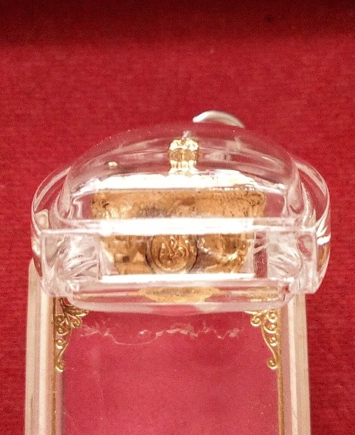 หล่อลอยองค์ รุ่น3 กะไหล่ทอง หลวงปู่ทิม วัดพระขาว ปี35 ตอกโค๊ตด้านหน้า อุดกริ่งใต้ฐาน..เคาะเดียวแดง..