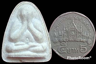 *พระปิดตาหลวงพ่อแพ วัดพิกุลทอง สิงห์บุรี รุ่นสาม อายุ ๘๗ ปี พ.ศ.๒๕๓๔ เนื้อเกสร ฝังตะกรุด*