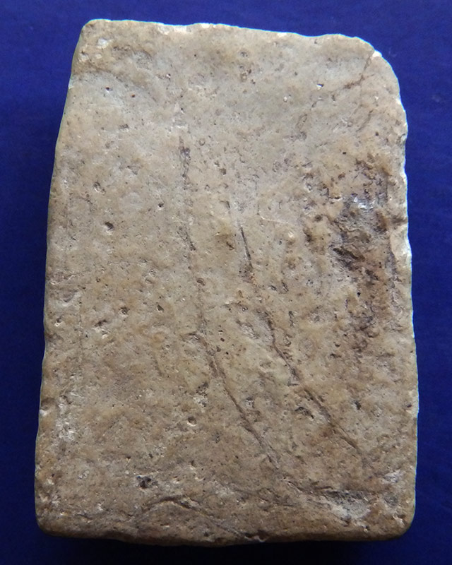 2.พระผงกรุวัดคู้สลอด หลวงพ่อปาน วัดบางนมโค จ.อยุธยา ปลุกเสก พิมพ์ขี่หนุมานทรงเครื่องใหญ่ ลงกรุ