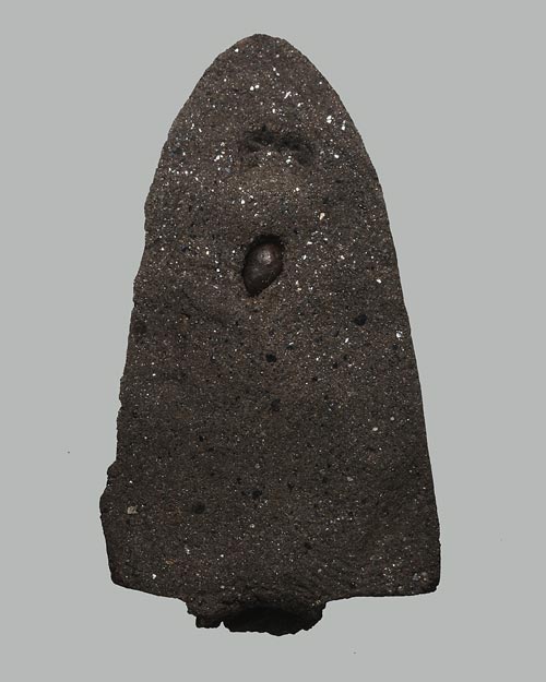 หลวงปู่ทวด กดมือ เนื้อดำ วัดวิสุทธิยาราม(ศาลาบางปู) จังหวัดนครศรีธรรมราช พ.ศ.๒๕๕๑