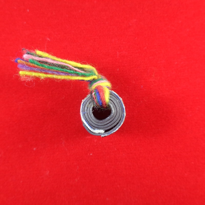 ตะกรุดลูกอมหนังงูเหลือม รุ่นเขมือบทรัพย์ หลวงพ่อสมบุญ ปิยธมโม วัดลำพันบอง จ.สุพรรณบุรี สวยครับ