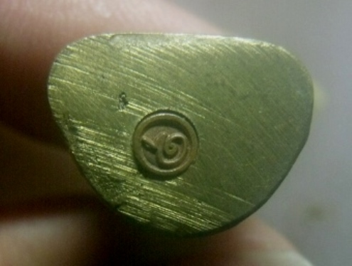 **เบาๆ**รูปหล่ออุดกริ่ง พระครูรัตโนภาสโสภณ (พ่อท่านพริ้ง ปิยธมฺโม) วัดมณีเจริญ จ.นครศรีฯ**สวยๆ