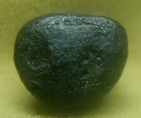 **เบาๆ**พระปิดตาพิมพ์ปั้นลอยองค์ เนื้อผงคลุกรัก หนึกนุ่ม แห้ง เก่าๆ ไม่ทราบที่**เนื้อจัด สวยๆ