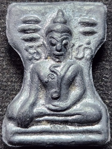 พระมเหศวรเนื้อชินตะกั่ว ตอกโค้ด ว.พ.ส. และโค้ดนะ