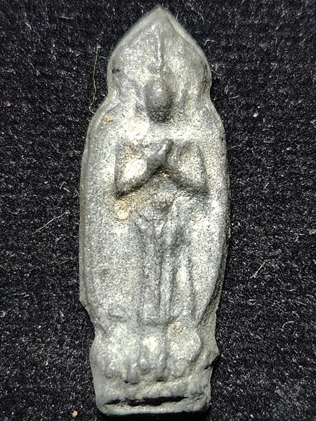 วัดดอนไร่ สุพรรณบุรี พระกรุโบสถ์ใหม่หลวงพ่อมุ่ย พระประจำวันเกิด ปางรำพึง วันศุกร์