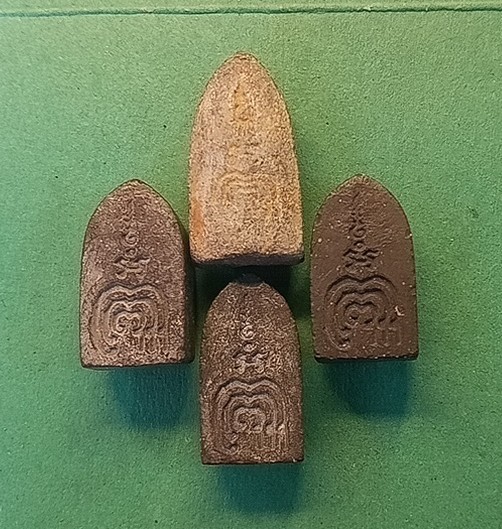 พระรอดหลวงพ่อแพวัดพิกุลทองสิงห์บุรี จัด 4 องค์สวย