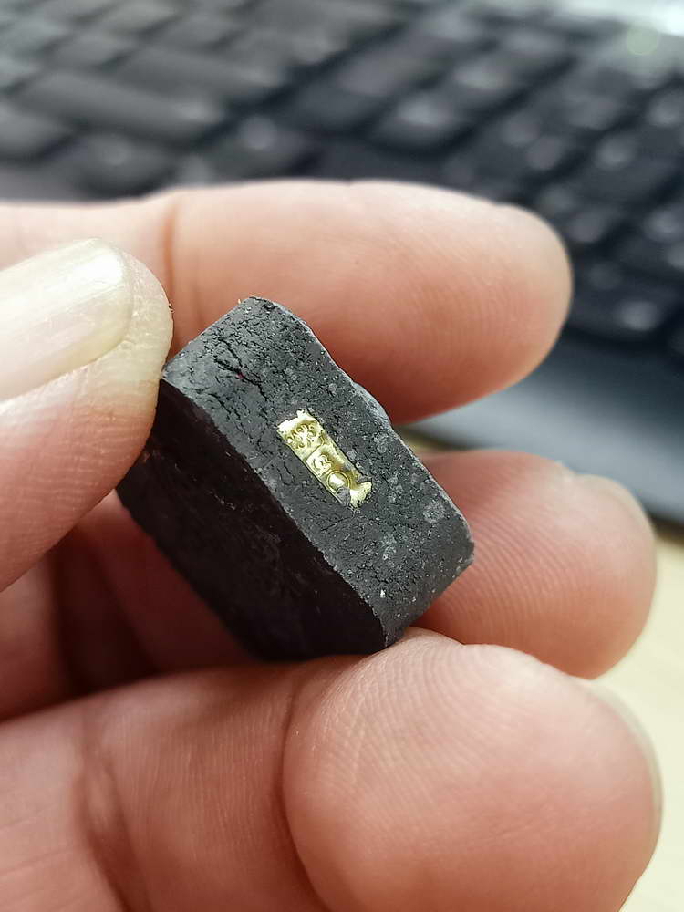 4-576 พระผงเจ้าสัว 5 แผ่นดิน หลวงพ่อพัฒน์ วัดห้วยด้วน จ.นครสวรรค์ หมายเลข 20 กล่องเดิม