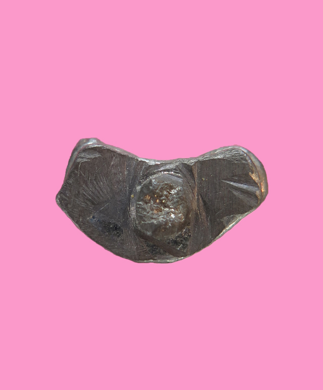 พระยอดธง เนื้อชินอาบปรอท สวยๆ