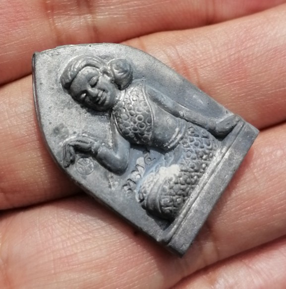 เหรียญหล่อนางกวัก​ หลวงพ่อทอง​ วัดบ้านไร่​ รุ่นโภคทรัพย์73 เนื้อตะกั่ว​ เลข​ 335 ปี​ 2566​ เคาะเดียว