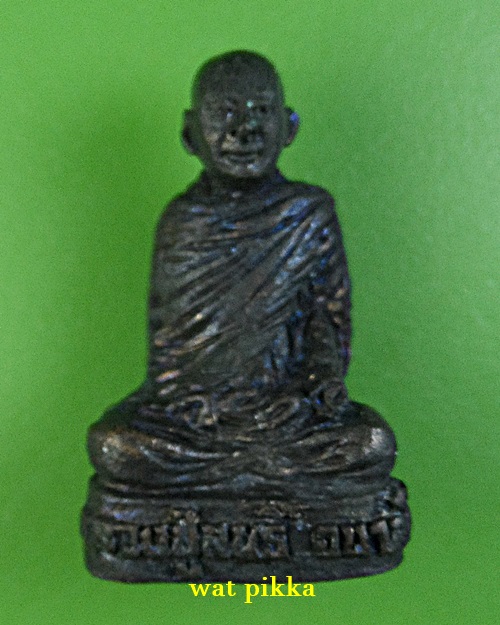 รูปหล่อหลวงปู่สนธิ์ วัดพุทธบูชา กทม. .E839.