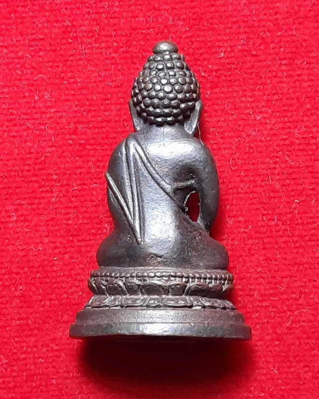 พระกริ่ง 72 พรรษา รัชกาลที่ 9 พระพุทธนวมมหาราชายุจฉับปริวัตนมงคล