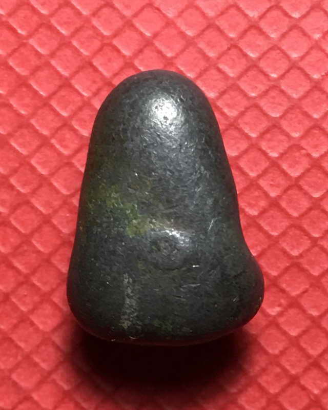 พระ ปิดตา ยุคแรก หลวงปู่เอี่ยม วัดหนัง เนื้อนะหัวเข่า หลังอูม ในตลับพุ๊กอย่างดี