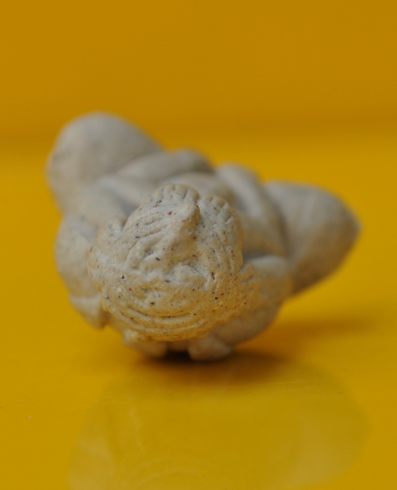 ปิดตายันต์กลับเนื้อผงพุทธคุณ หลวงปู่แย้ม วัดตะเคียน