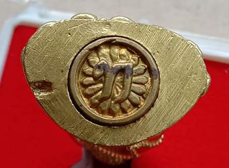 พระกริ่งชินบัญชร รุ่นแรก หลวงพ่อทอง สุทธสีโล วัดบ้านไร่ นครราชสีมา ปี2559 เนื้อทองทิพย์ เลข489+กล่อง