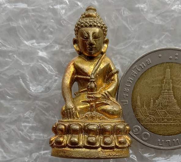 พระกริ่งหลวง วัดสุทัศน์ เนื้อทองทิพย์ ตอกโค๊ด กรุงเทพ ปี2549 พร้อมกล่องเดิม