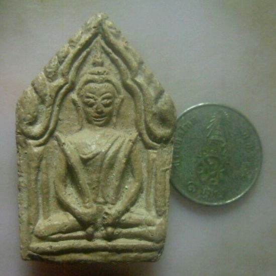 **เบา​ๆ​**พระขุนแผนถือดาบ 2 ข้าง เนื้อดิน เก่าๆ ไม่ทราบที**มหาเสน่ห์ เมตตามหานิยม 