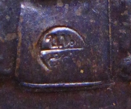 เหรียญ(ครบรอบ90ปี)หลวงปู่จันทา ถาวโร วัดป่าเขาน้อย จ.พิจิตร ด้านหลัง หลวงพ่อเงิน บางคลาน โค้ด ข น 55